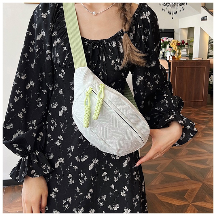 001 Minimalist Casual INS For Women Fresh Forest Style Crossbody Sports Chest Niche Student Versatile Waist Bag_voghion.com