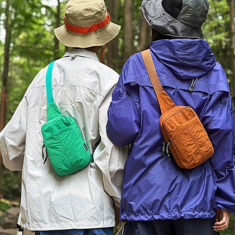 001 Einseitige Brusttasche für Herren, koreanische Version, lässiger Handy- und Münzbeutel im Instagram-Stil, geeignet für Radfahren, Wandern und andere Sportarten, kleine Herrengröße_voghion.com