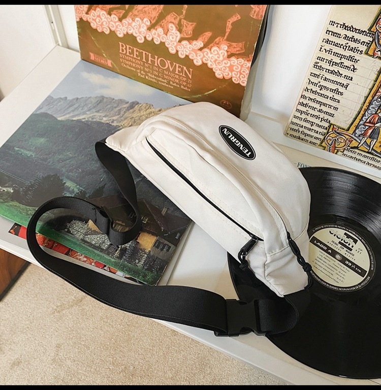 001 Chest Damen, Trendige kleine 2025 Neue Umhängetasche, Lässiger Canvas-Rucksack für Herren, Sportliche Fitness-Hüfttasche_voghion.com