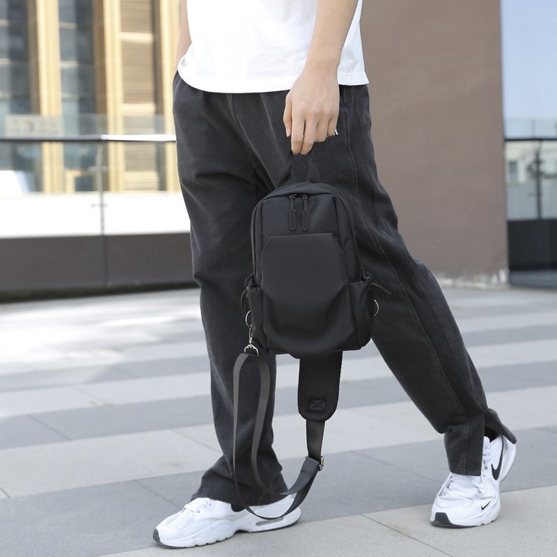 001 2025 Nieuw voor mannen Trendy Borst Casual Crossbody Waterdichte Kleine Rugzak Heren Schoudertas Grote Capaciteit_voghion.com