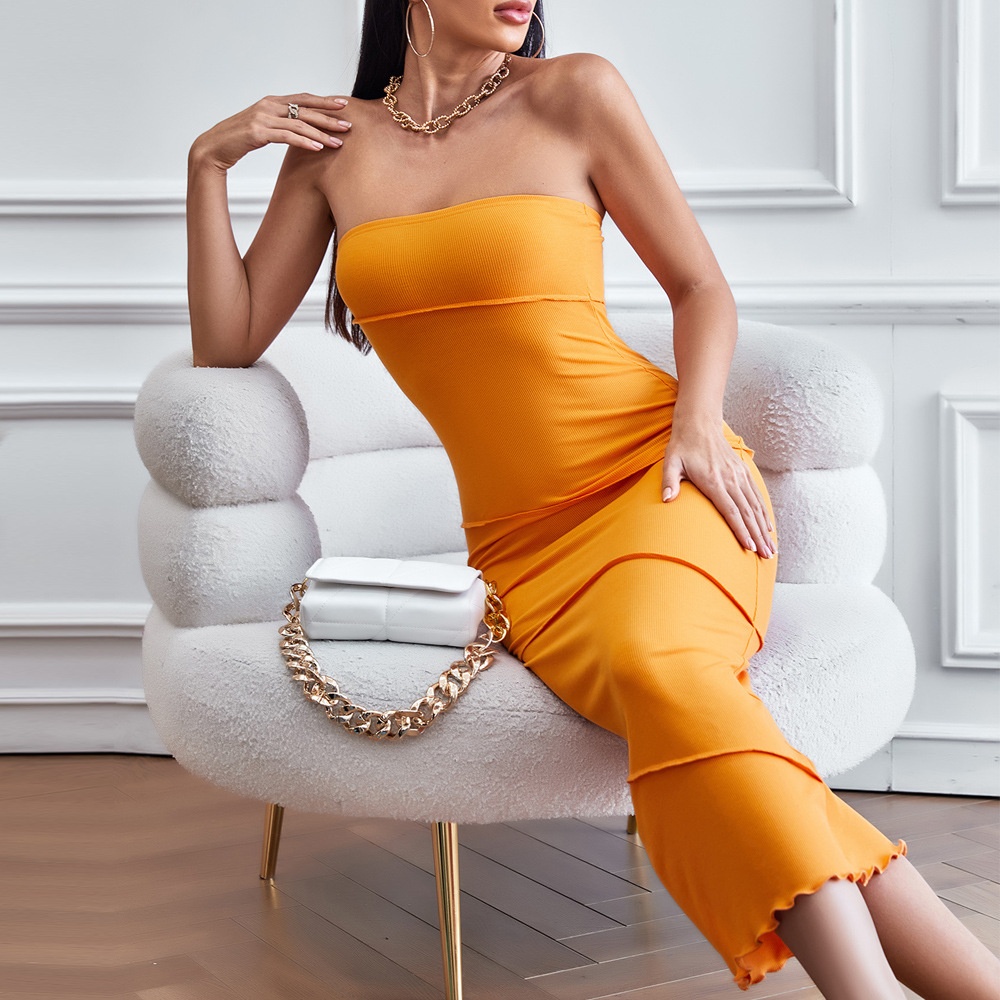 GraceChic Frühjahr/Sommer 2024: Neues europäisches und amerikanisches Design – sexy, trägerloses, figurbetontes, einfarbiges Strandkleid_voghion.com