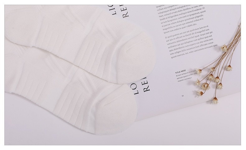 Chaussettes ActiveGo ActiveGo Outdoor Basketball, respirantes, épaisses, antidérapantes, mi-mollet, à semelle éponge, idéales pour le football, la randonnée et la course à pied._voghion.com