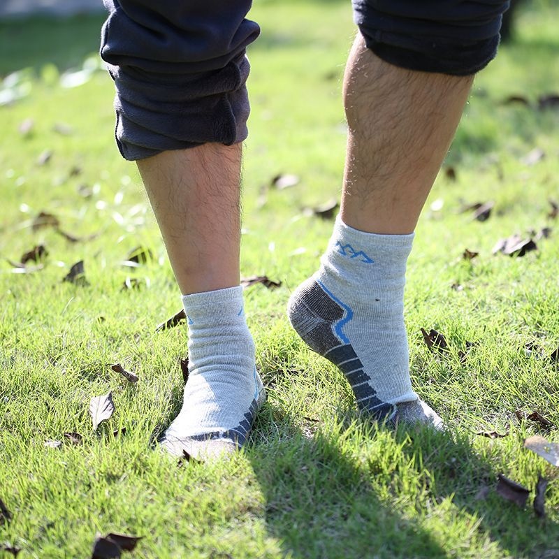 ActiveGo ActiveGo SANTO Calzini da trekking traspiranti ad asciugatura rapida da uomo, spessi, caldi e a metà polpaccio, per attività all'aperto_voghion.com