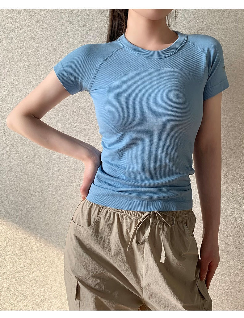 T-shirt de yoga ActiveGo pour femme, col rond, respirant, évacuant l'humidité, haut de sport, course à pied en extérieur, t-shirt de fitness, court_voghion.com