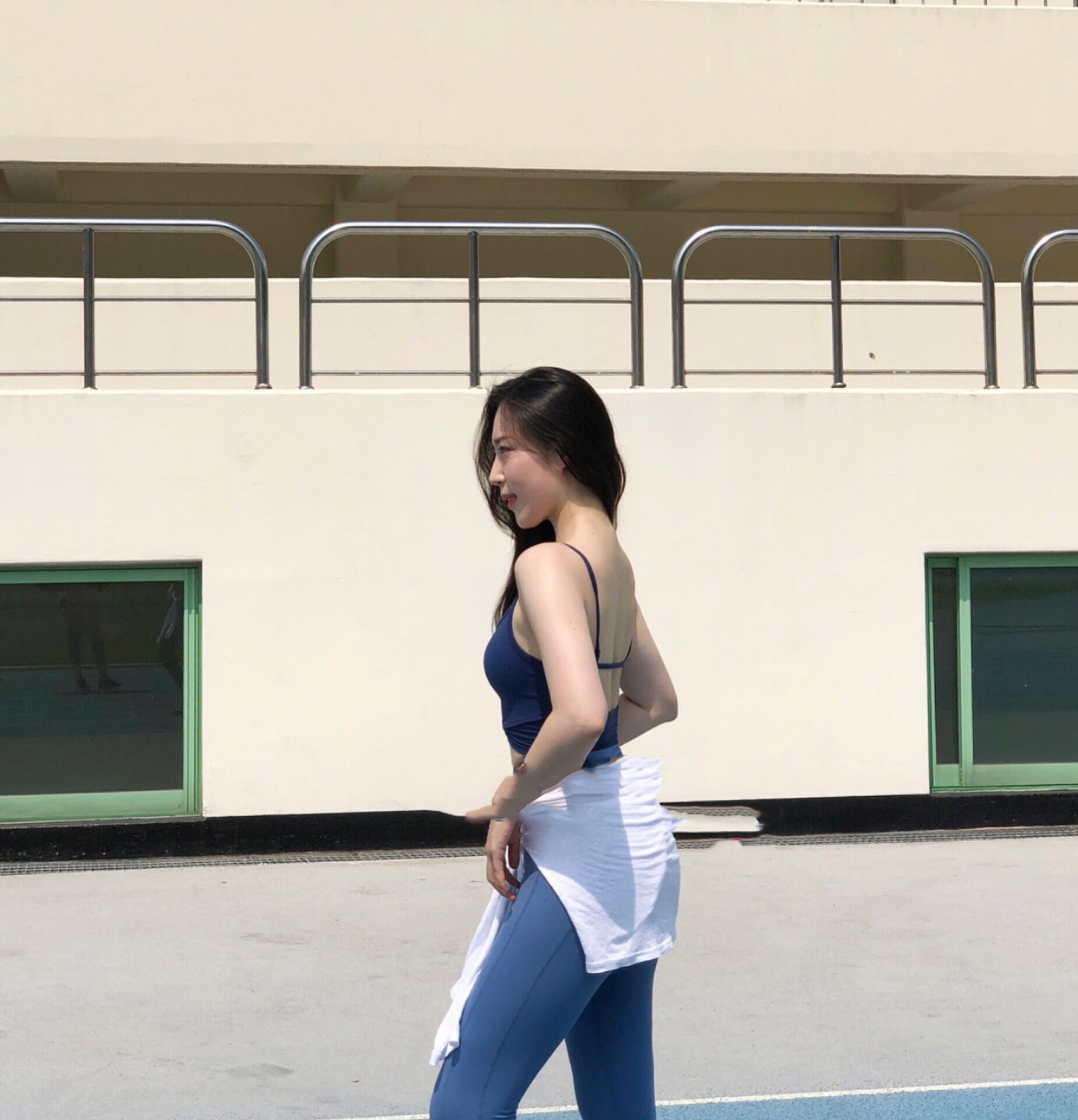 Débardeur ActiveGo Fresh Style à bretelles spaghetti et dos nu, taille haute, idéal pour le yoga, le fitness et la danse en extérieur._voghion.com