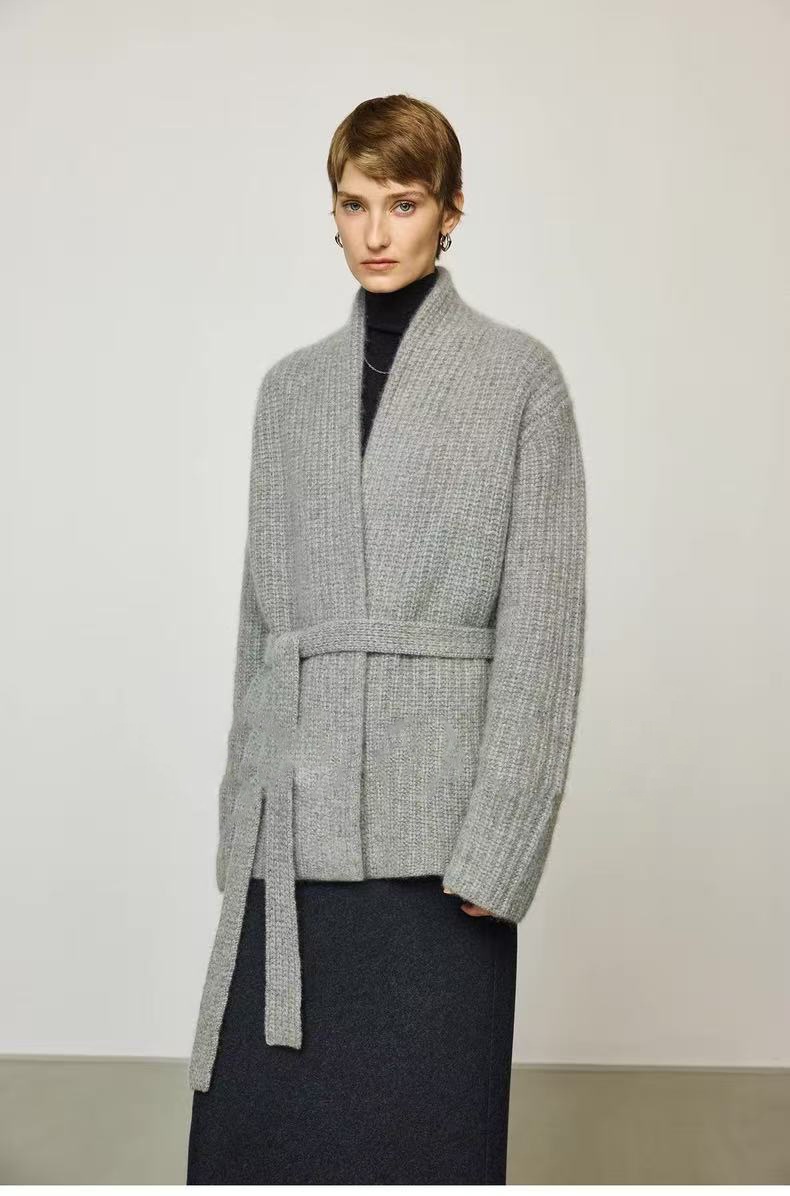 GraceChic GraceChic GraceChic Automne Hiver Nouveau Gilet court style peignoir en laine de yak épaisse ROW pour femme_voghion.com