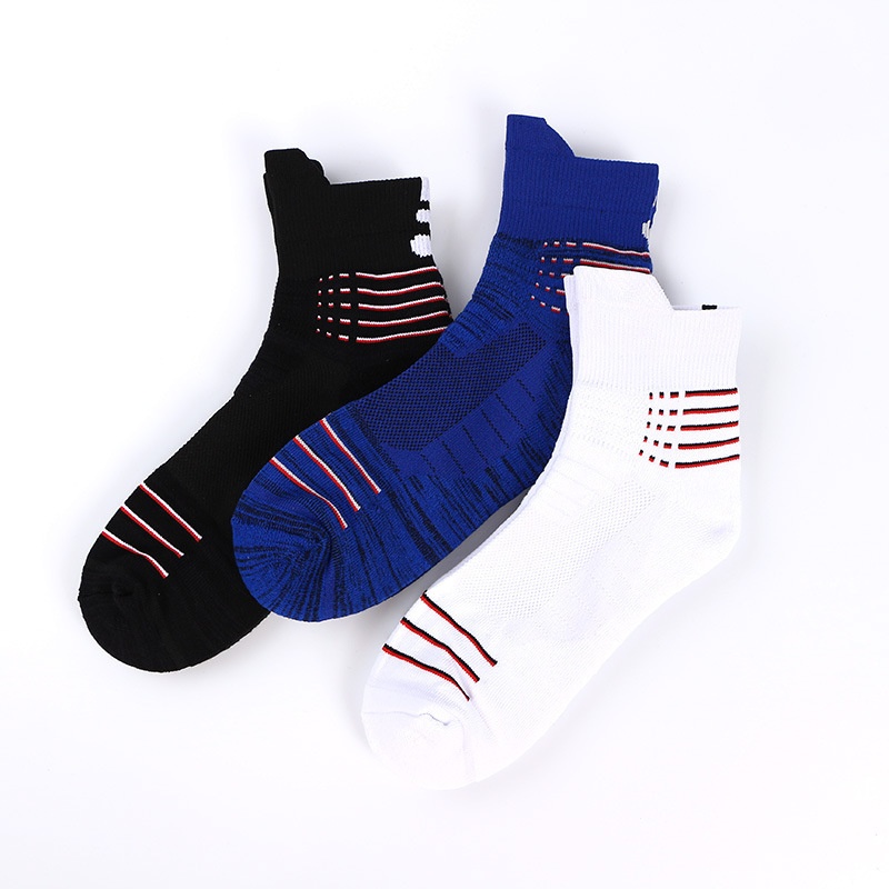 Chaussettes de sport ActiveGo pour homme, respirantes, en tissu éponge épais et rembourrées, idéales pour la course, le basketball, le cyclisme et la randonnée._voghion.com