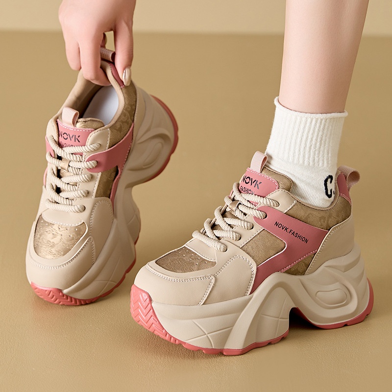 ShoeGlobe High-End Stijl Outdoor 2024 Herfst Winter Nieuwe Dikke Zolen Hoogte Verhogende Dad Sneakers Voor Vrouwen Casual Echt_voghion.com