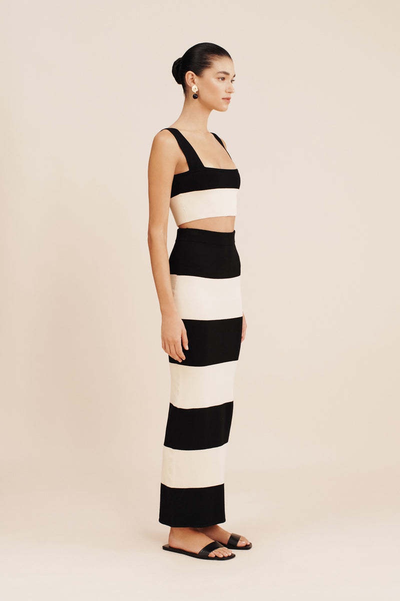 ChicShe Vêtements pour femmes transfrontaliers européens, américains et du Moyen-Orient, ensemble gilet et débardeur rayé en maille noir et blanc_voghion.com