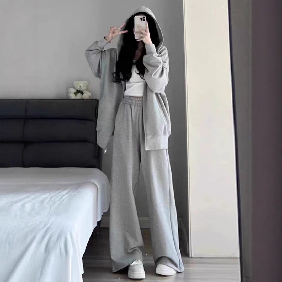 001 2025 Nieuwe herfst-winter losse grijze sweatshirt met capuchon en wijde broek, tweedelige set voor dames_voghion.com