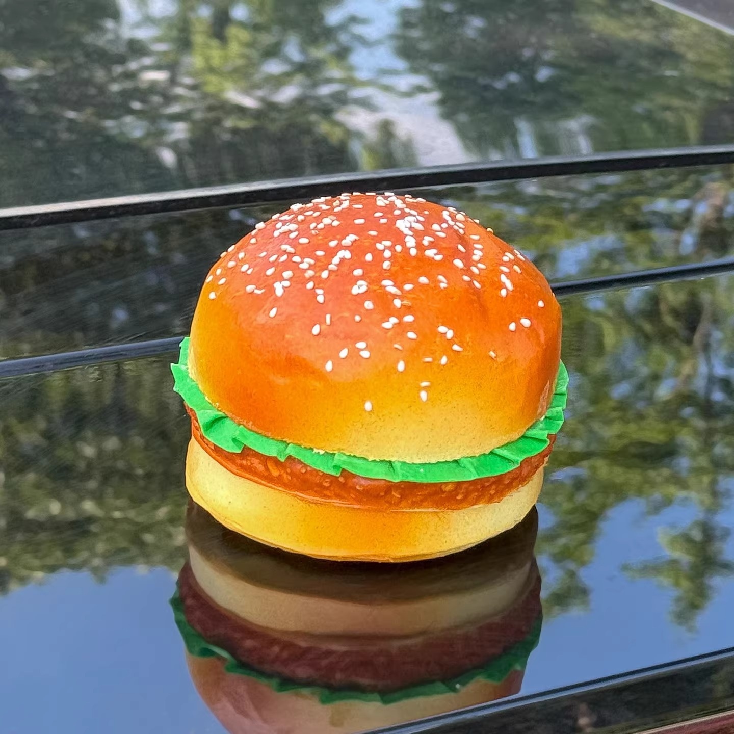 Decorazione della coda dell'auto Simulazione creativa Hamburger Moto elettrica Interno Bagagliaio Tetto Esterno Personalizzato_voghion.com