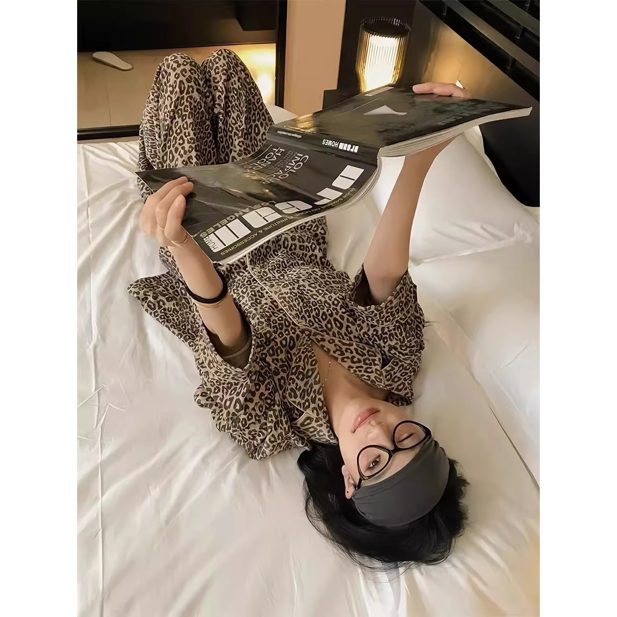 Pigiama da donna con stampa leopardata di alta qualità ChicShe, set caldo e spesso a maniche lunghe per autunno e inverno, abbigliamento da casa in velluto tedesco, Internet_voghion.com