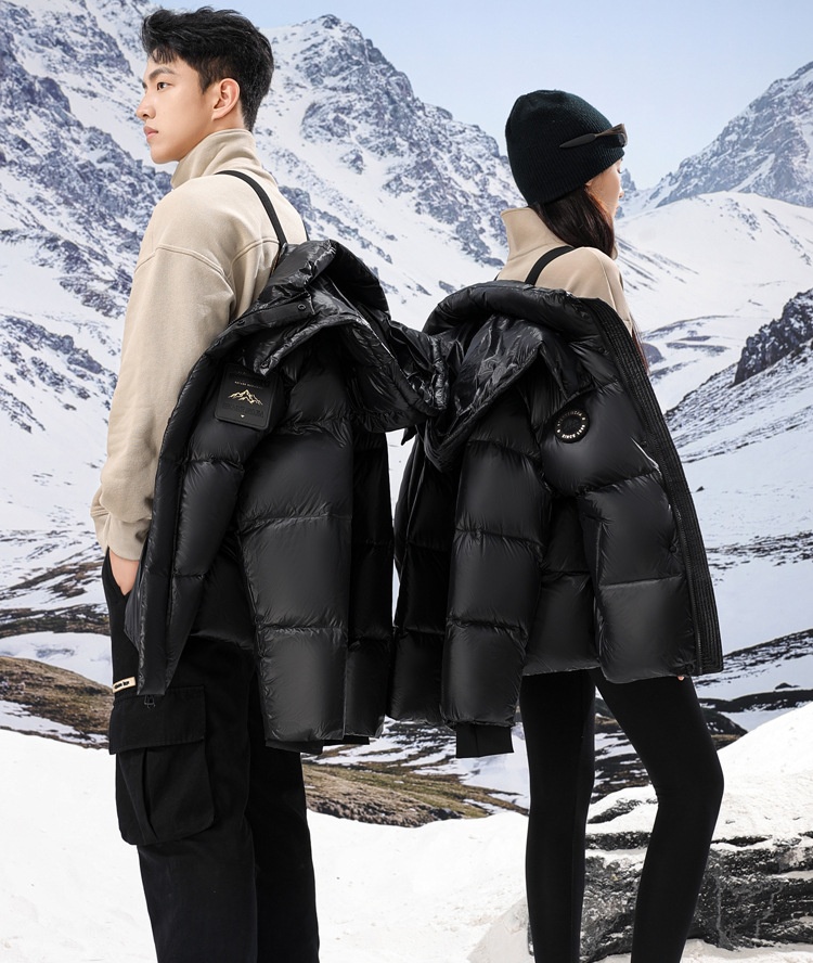 ChicShe Minus 40 Grad Nordosten Schwarz Gold Paar Daunenjacke Unisex Warm Kapuze Extrem Kalt Lang und Kurz Modischer Mantel_voghion.com