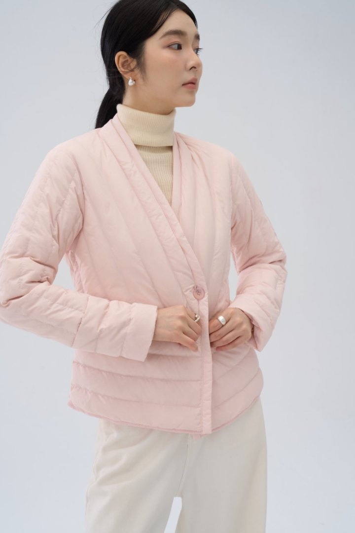 Veste courte pour femme ChicShe 2025, style coréen, col en V, doublure intérieure en duvet de canard blanc, chaude, élégante, légère, coupe ajustée_voghion.com