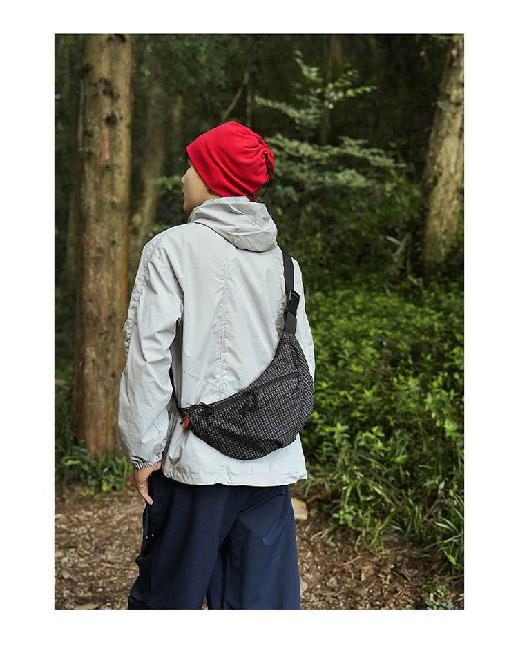 001 Cross-Border Outdoor Lightweight Chest Men 2025 Autumn Single Shoulder Crossbody Large Capacity Casual Sports Waist Bag_voghion.com