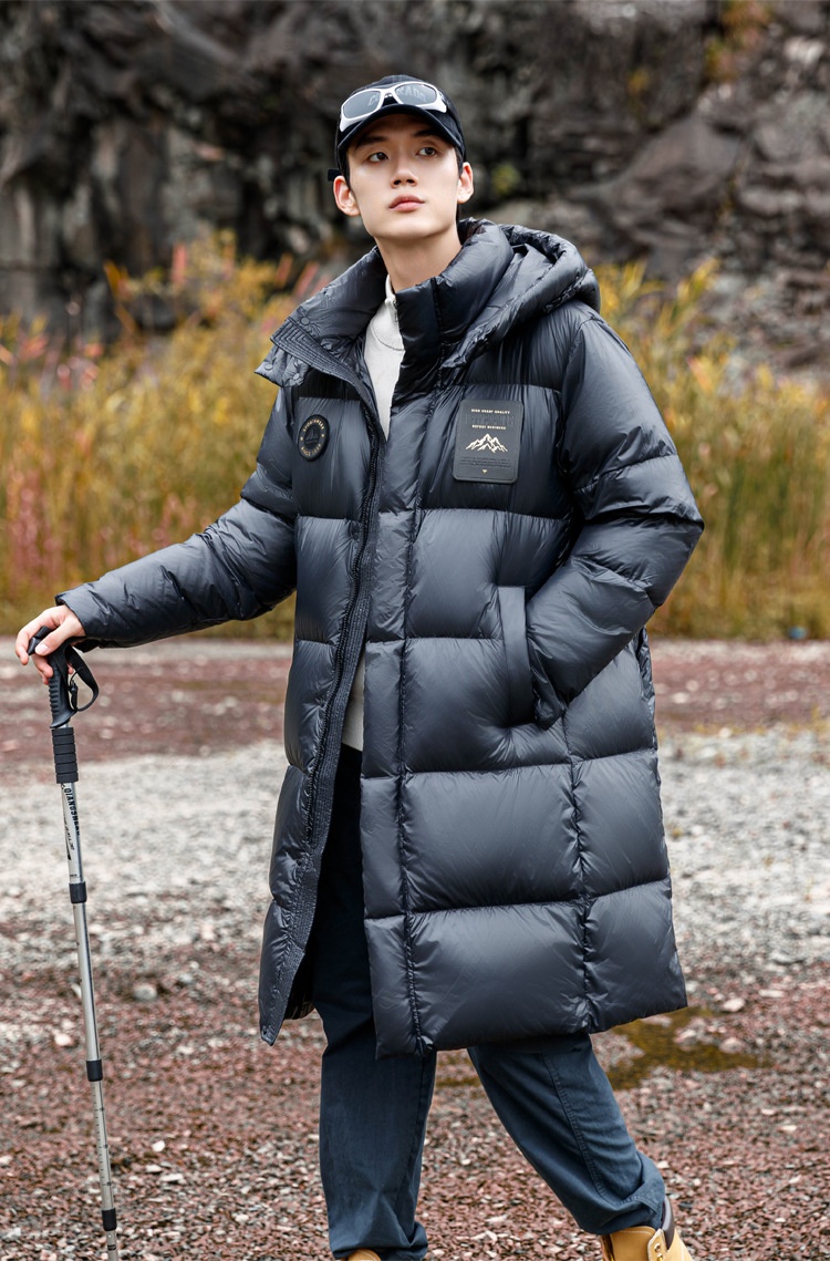 ChicShe Minus 40 Grad Nordosten Schwarz Gold Paar Daunenjacke Unisex Warm Kapuze Extrem Kalt Lang und Kurz Modischer Mantel_voghion.com