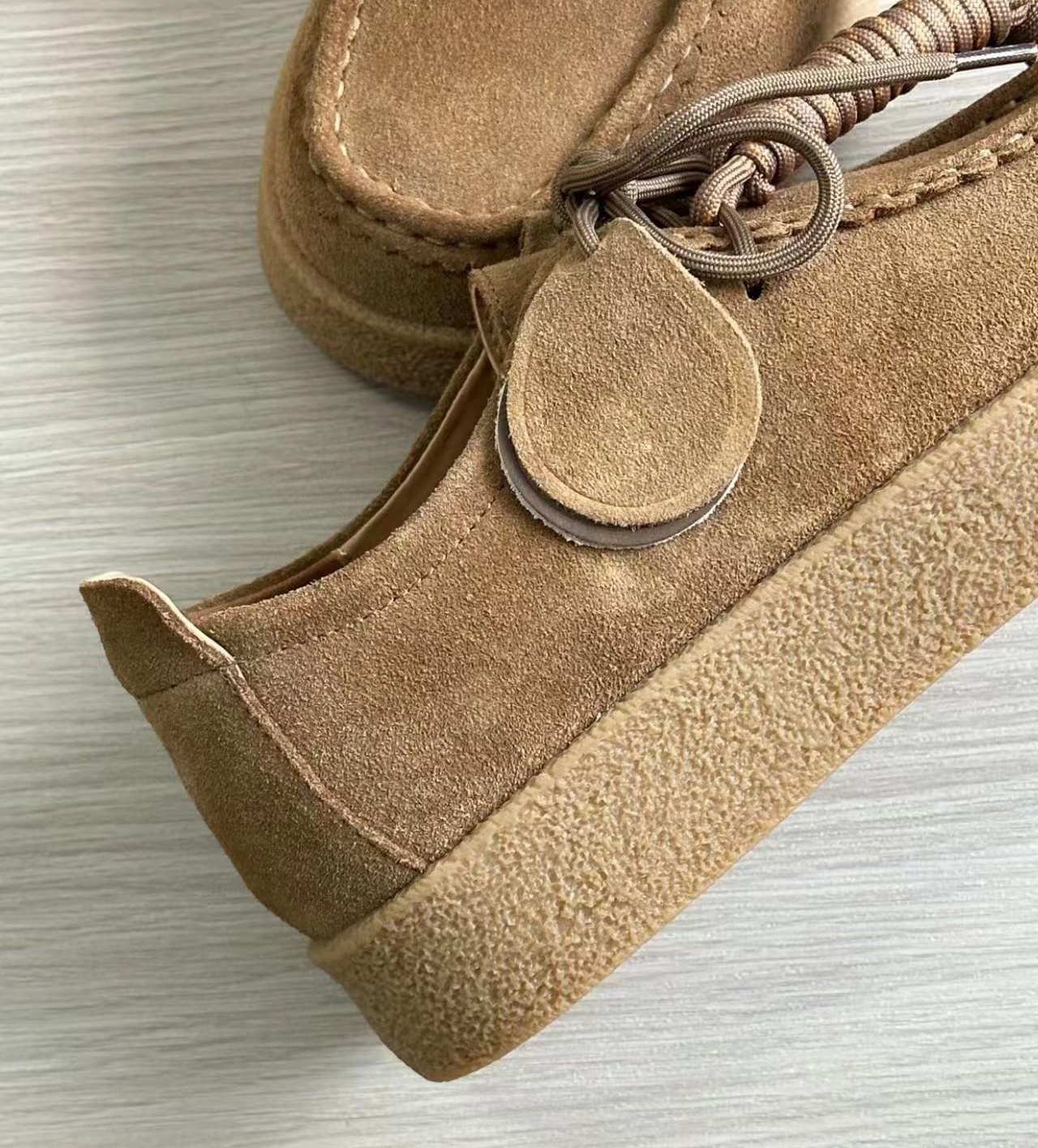 ShoeGlobe Echt Leer~Dong Jie Same Style Kangoeroe Herfst Winter Nieuwe Veterschoenen Retro Platte Casual Schoenen Dikke Zolen Sneakers Voor_voghion.com