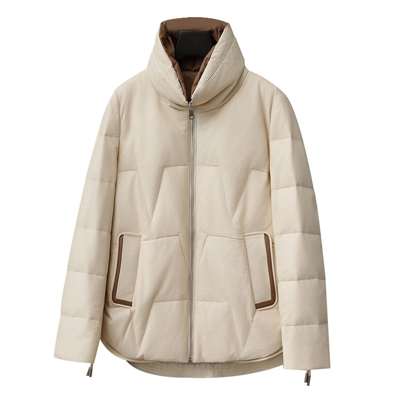 ChicShe 2025 Autunno Inverno Nuovo Cappotto Corto in Pelle di Pecora da Donna in Piuma d'Oca Spessa e Calda Giacca in Vera Pelle Haining_voghion.com