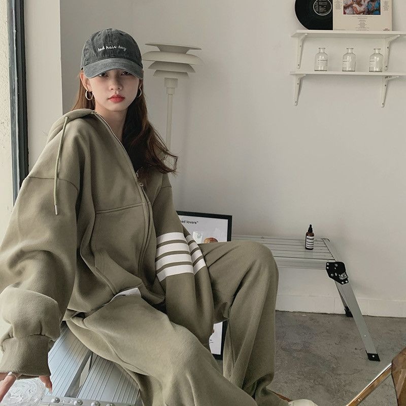 001 Thickened Hooded Sports Women, Spring, Autumn, Winter Korean Style, Loose Fit For Students, Fashionable Casual Two-Piece_voghion.com