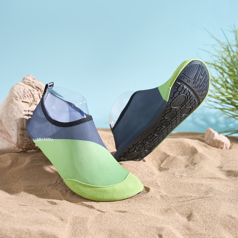 ActiveGo Factory Direct Beach Shoes For Men And Women, Yoga Socks, Water Soft Shoes, Non-Slip, Cut-Resistant, Barefoot_voghion.com