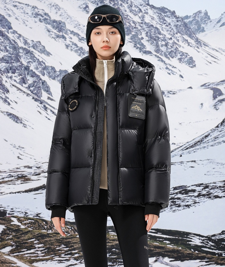 ChicShe Minus 40 Grad Nordosten Schwarz Gold Paar Daunenjacke Unisex Warm Kapuze Extrem Kalt Lang und Kurz Modischer Mantel_voghion.com