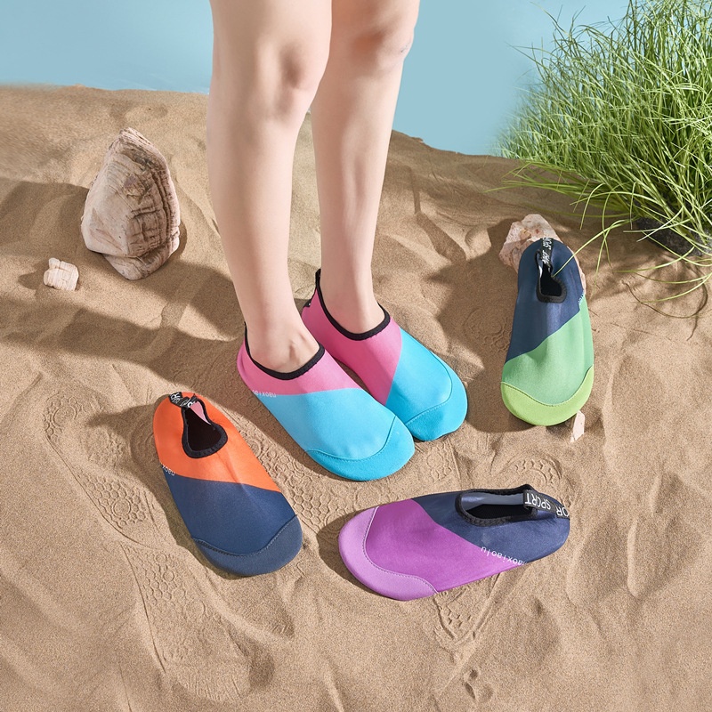 ActiveGo Factory Direct Beach Shoes For Men And Women, Yoga Socks, Water Soft Shoes, Non-Slip, Cut-Resistant, Barefoot_voghion.com