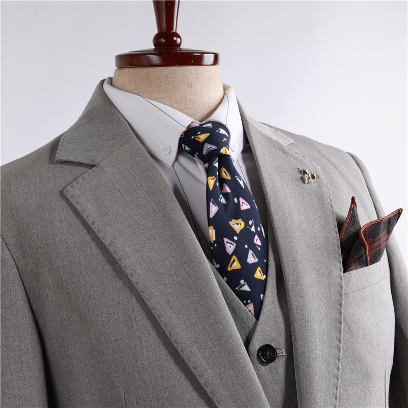 Abito da uomo slim fit professionale, da sposo, da lavoro, antipiega, stile business, blazer piccolo_voghion.com