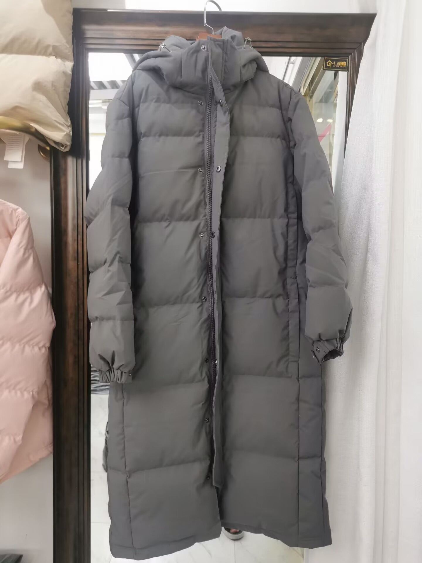 ChicShe Lange Jacke für Damen 2025 – Neue Winterkollektion: Dicke, warme und hochwertige Daunenjacke für Paare in Weiß_voghion.com