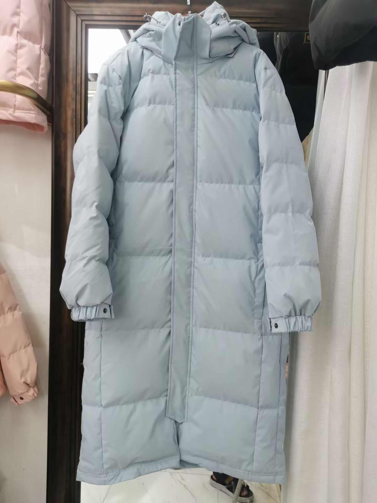 ChicShe Lange Jacke für Damen 2025 – Neue Winterkollektion: Dicke, warme und hochwertige Daunenjacke für Paare in Weiß_voghion.com