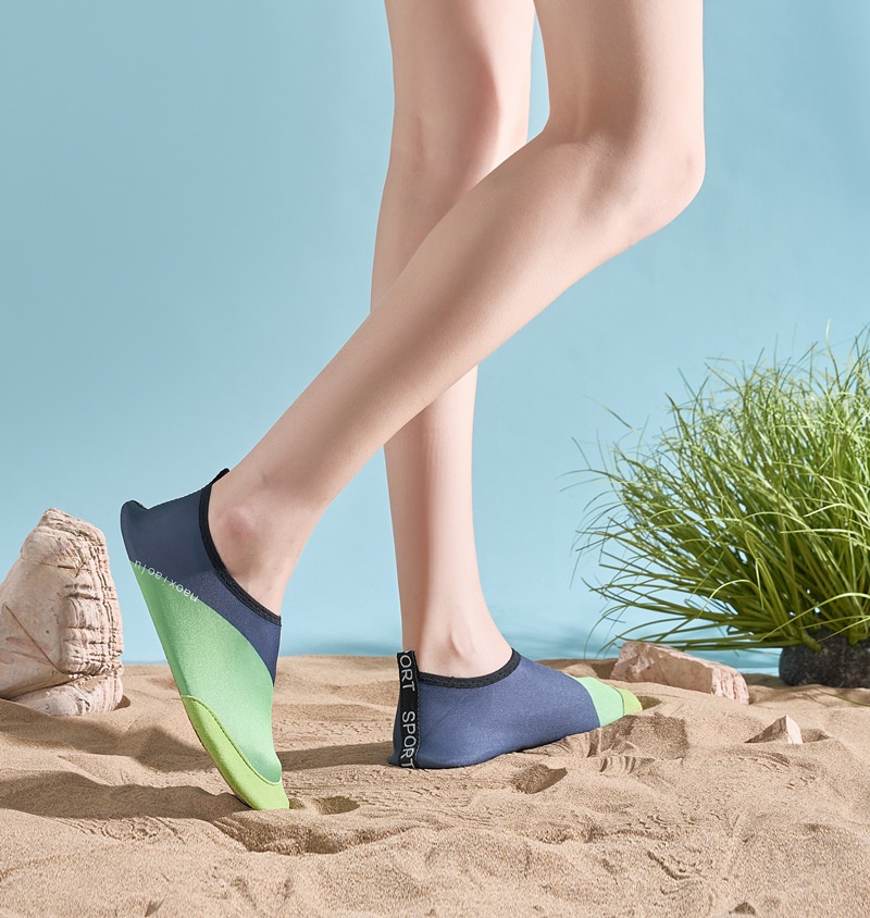 ActiveGo Factory Direct Beach Shoes For Men And Women, Yoga Socks, Water Soft Shoes, Non-Slip, Cut-Resistant, Barefoot_voghion.com