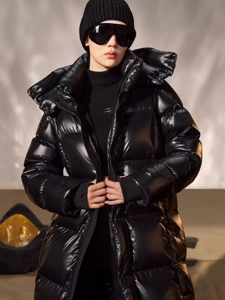 ChicShe Diamond Down Jacket With Graphene Heating Warrior Black Gold Long Cotton Coat Thickened European Goods Export_voghion.com