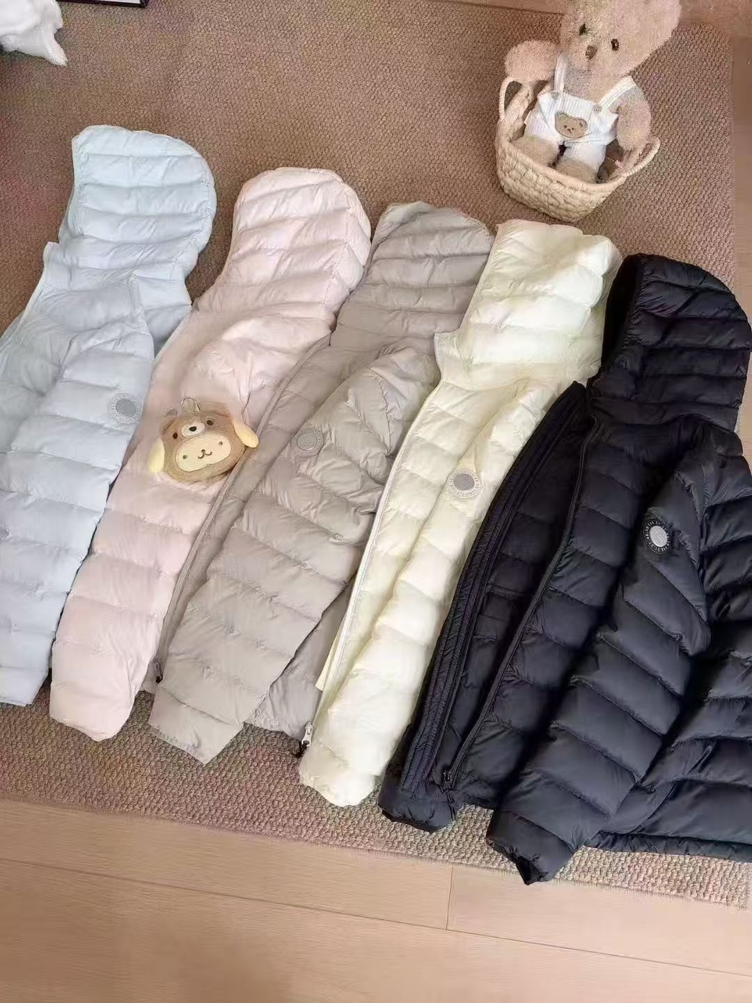 ChicShe Autumn Winter Jacket For Men And Women Couples 90% Duck Down Simple Ribbed Fashion Thin Slim Fit Hooded Warm Coat_voghion.com