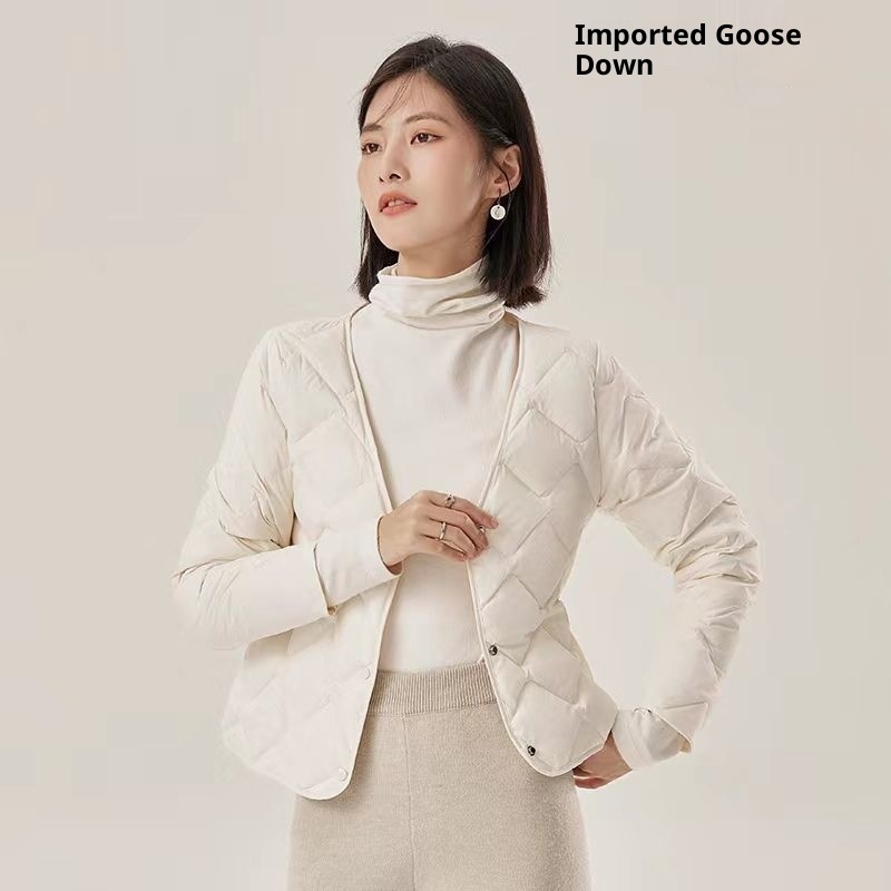 ChicShe 2025 Autunno Inverno Nuovo Piumino d'oca da donna Vestibilità slim Versatile Intimo Manica lunga Strato di base Cappotto caldo_voghion.com