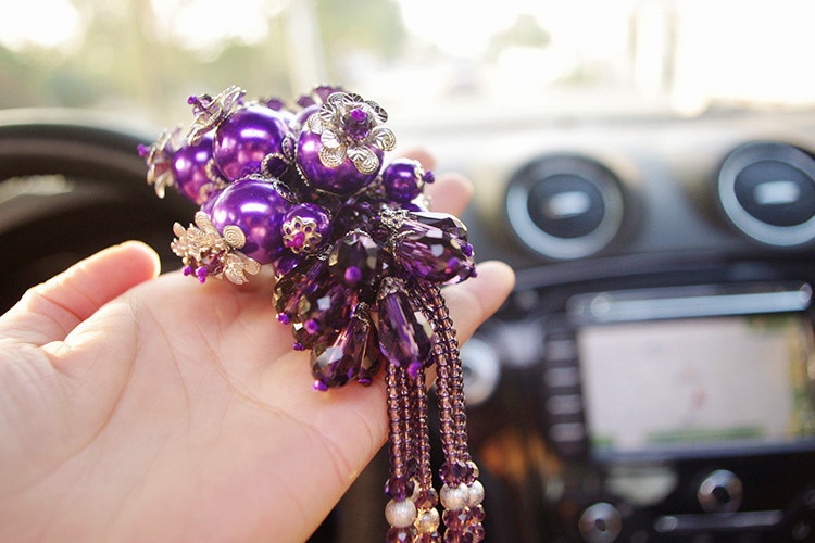 Ciondolo di cristallo con strass, cigno, simpatico cartone animato, decorazione da appendere all'interno dell'auto, per le donne_voghion.com