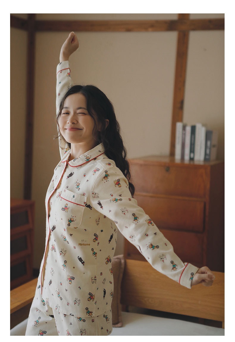 ChicShe Circus 69 – Japanischer Pyjama für Damen, Frühlings- und Winter-Homewear-Set aus gebürsteter Baumwolle mit Cartoon-Motiven_voghion.com