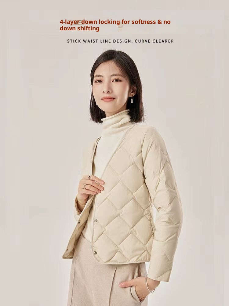ChicShe 2025 Autunno Inverno Nuovo Piumino d'oca da donna Vestibilità slim Versatile Intimo Manica lunga Strato di base Cappotto caldo_voghion.com