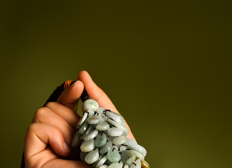 Ornement de rétroviseur en pierre naturelle, décoration intérieure, jade, à suspendre dans la voiture, cadeau artisanal GS013_voghion.com