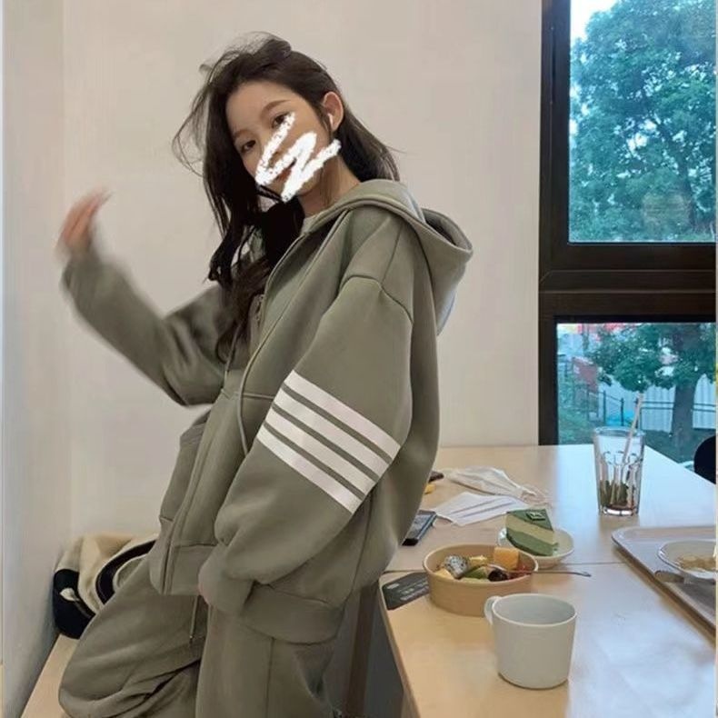 001 Thickened Hooded Sports Women, Spring, Autumn, Winter Korean Style, Loose Fit For Students, Fashionable Casual Two-Piece_voghion.com