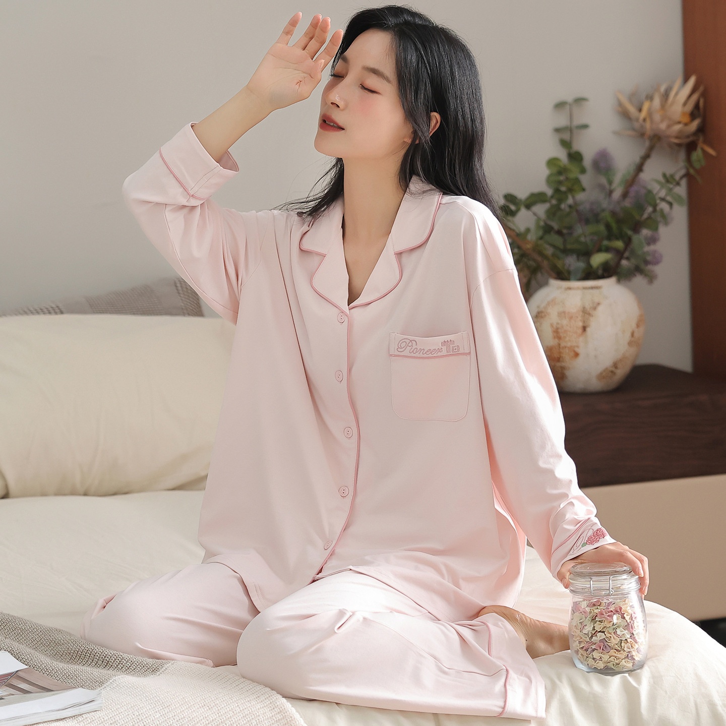 ChicShe 2025 Nuovo Pigiama da Donna Puro Cardigan con Colletto Risvoltato Manica Lunga Donna Casual Primavera Autunno Completo da Casa in Cotone_voghion.com