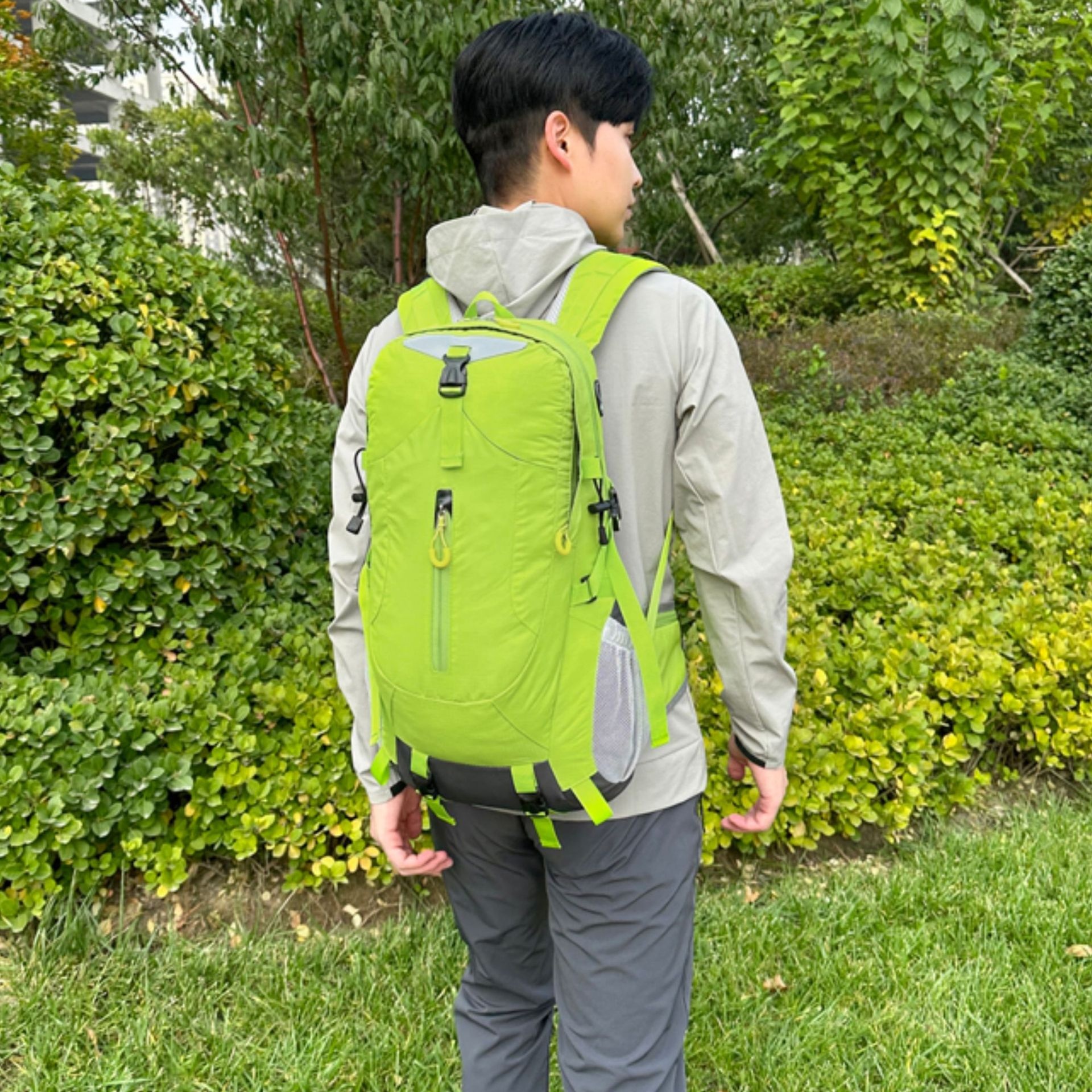 ActiveGo Travel Large Capacity Casual Women Business Trip Waterproof Hiking Backpack Cycling Outdoor Leisure_voghion.com