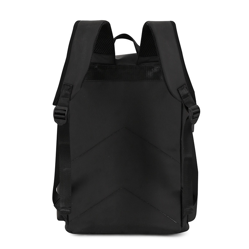 Sac à dos ActiveGo pour homme, grande capacité, idéal pour les voyages, la randonnée et les activités de plein air. Parfait pour un look business décontracté._voghion.com