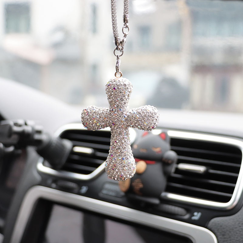 Ciondolo decorativo a forma di croce con strass in argilla di celebrità, venduto a livello internazionale su Internet, per interni auto da uomo e da donna_voghion.com