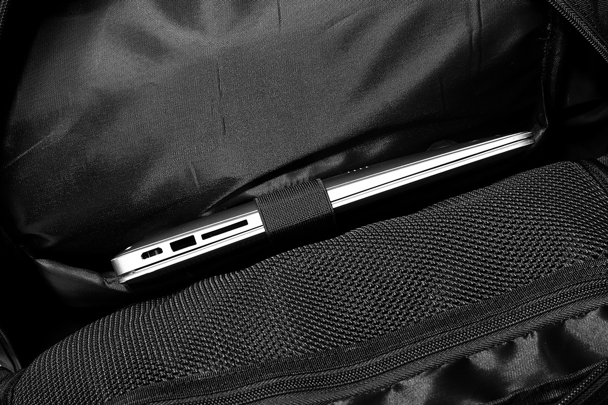 ActiveGo Outdoor Strapazierfähiger 900D 3P Rucksack mit großem Fassungsvermögen für Bergsteigerausrüstung, CS Level 3 Rucksack, tragbar_voghion.com