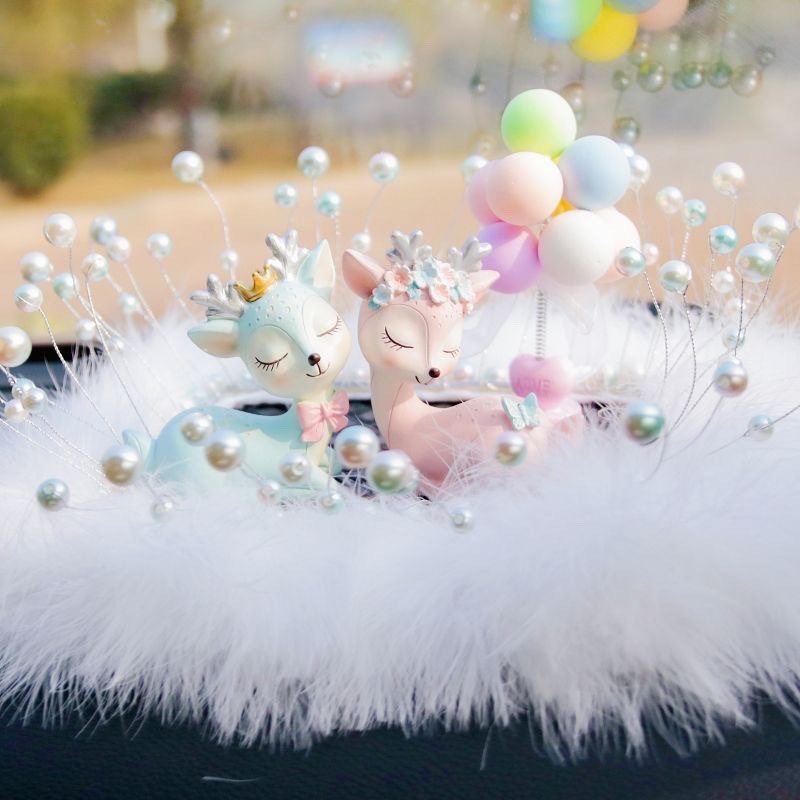 Sichere Reise Hirsch-Ornament, Parfümhalter, Beichtballon, Perlenfeder, Anti-Rutsch-Matte, Auto-Innenausstattung_voghion.com