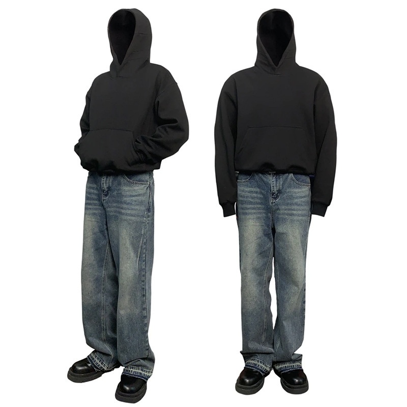 Schwarzes, kurzes, kastenförmiges Sweatshirt für Herren mit Kapuze, ideal für Frühling und Herbst. Schnitt: Amerikanischer Stil, schwere, steife Jacke mit Kapuze._voghion.com