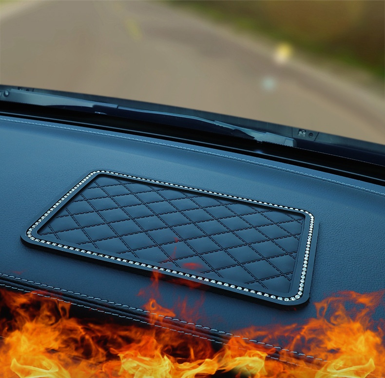 Rutschfeste Strassmatte mit Federdekor für die Mittelkonsole im Auto – Neuware_voghion.com