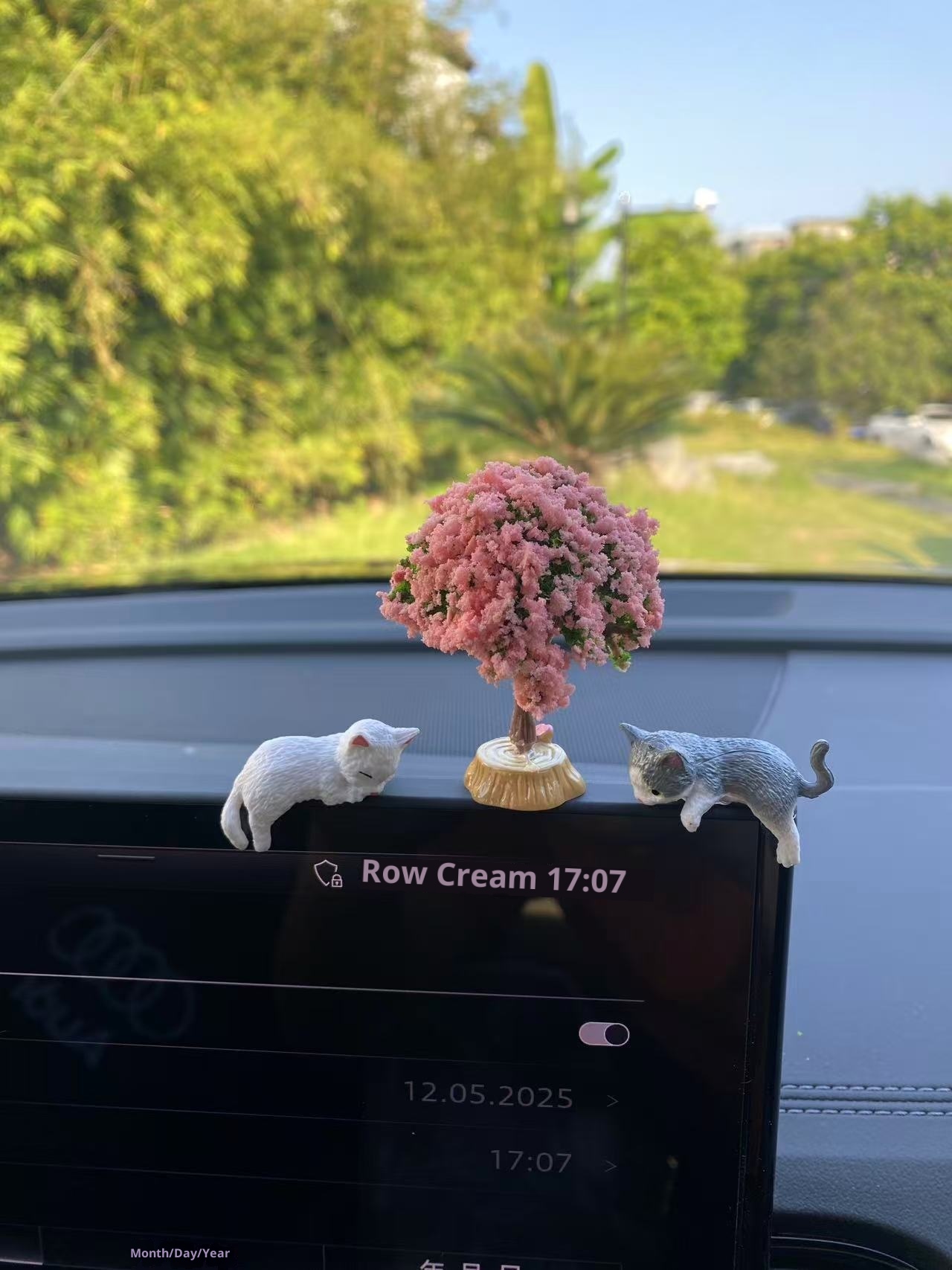 Niedliche Katzenornament-Kreation, trendige Armaturenbrettdekoration für den Autoinnenraum_voghion.com