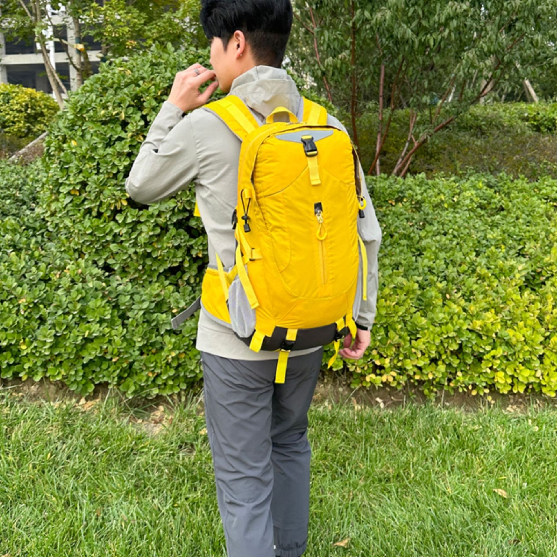 ActiveGo Travel Large Capacity Casual Women Business Trip Waterproof Hiking Backpack Cycling Outdoor Leisure_voghion.com