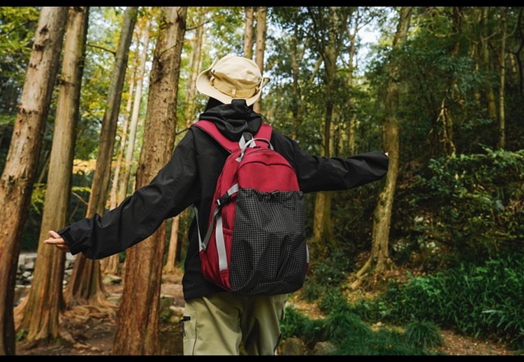 ActiveGo Outdoor Hiking Mountaineering Men's Lightweight Casual Travel Large Capacity Sports Trendy Brand Backpack Student School_voghion.com