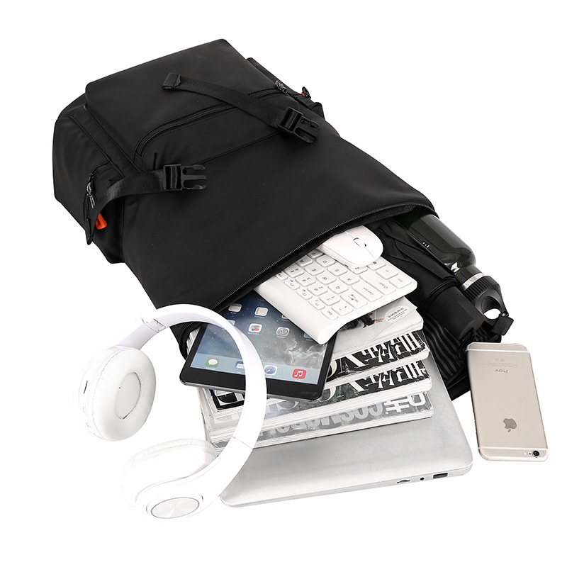 Sac à dos ActiveGo pour homme, grande capacité, idéal pour les voyages, la randonnée et les activités de plein air. Parfait pour un look business décontracté._voghion.com